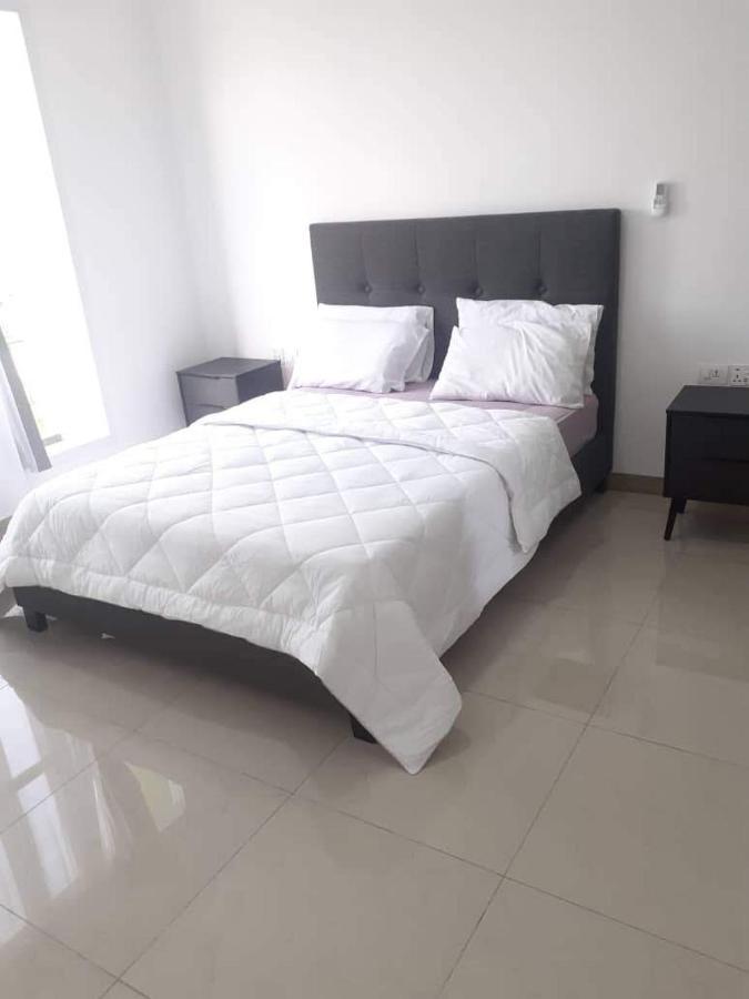 Premier Executive Apartment - The Ivy, East Legon Acra Exterior foto